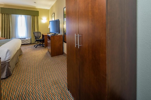 Best Western Plus Airport Inn And Suites image 10