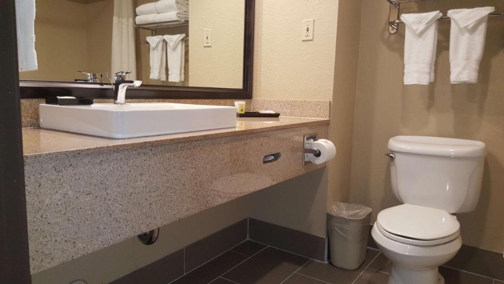 Best Western Plus Airport Inn And Suites Image 15
