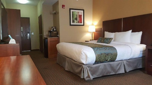 Best Western Plus Airport Inn And Suites image 25