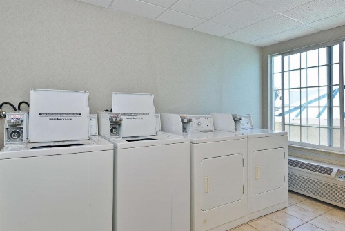 Best Western Plus Airport Inn And Suites image 28
